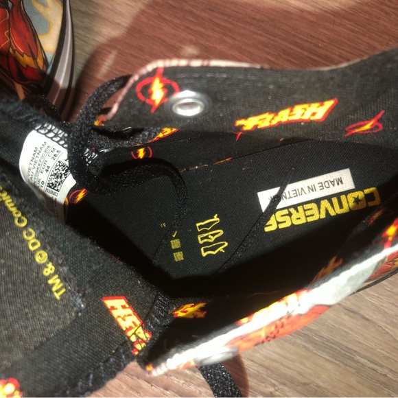 Converse Black and Red Flash High-Tops - Picture 7 of 8